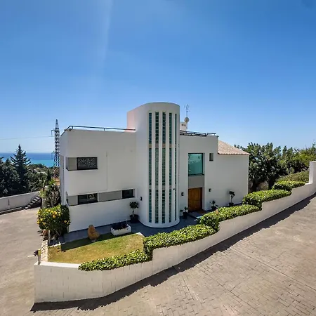 Holivista * Benalmádena
